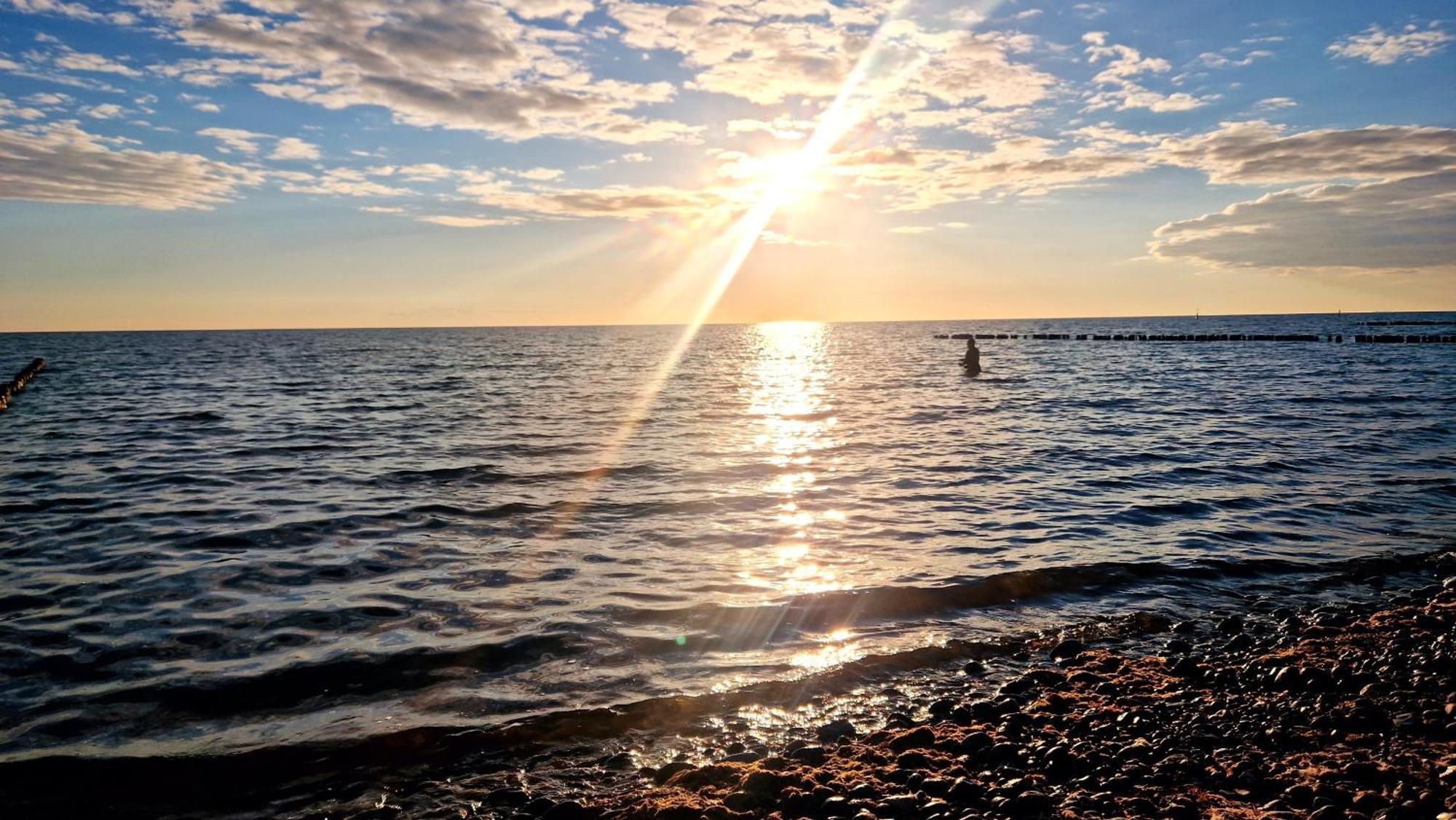 App 8O Grosser Tag Am Meer Mit Wasserblick Dranske Kültér fotó
